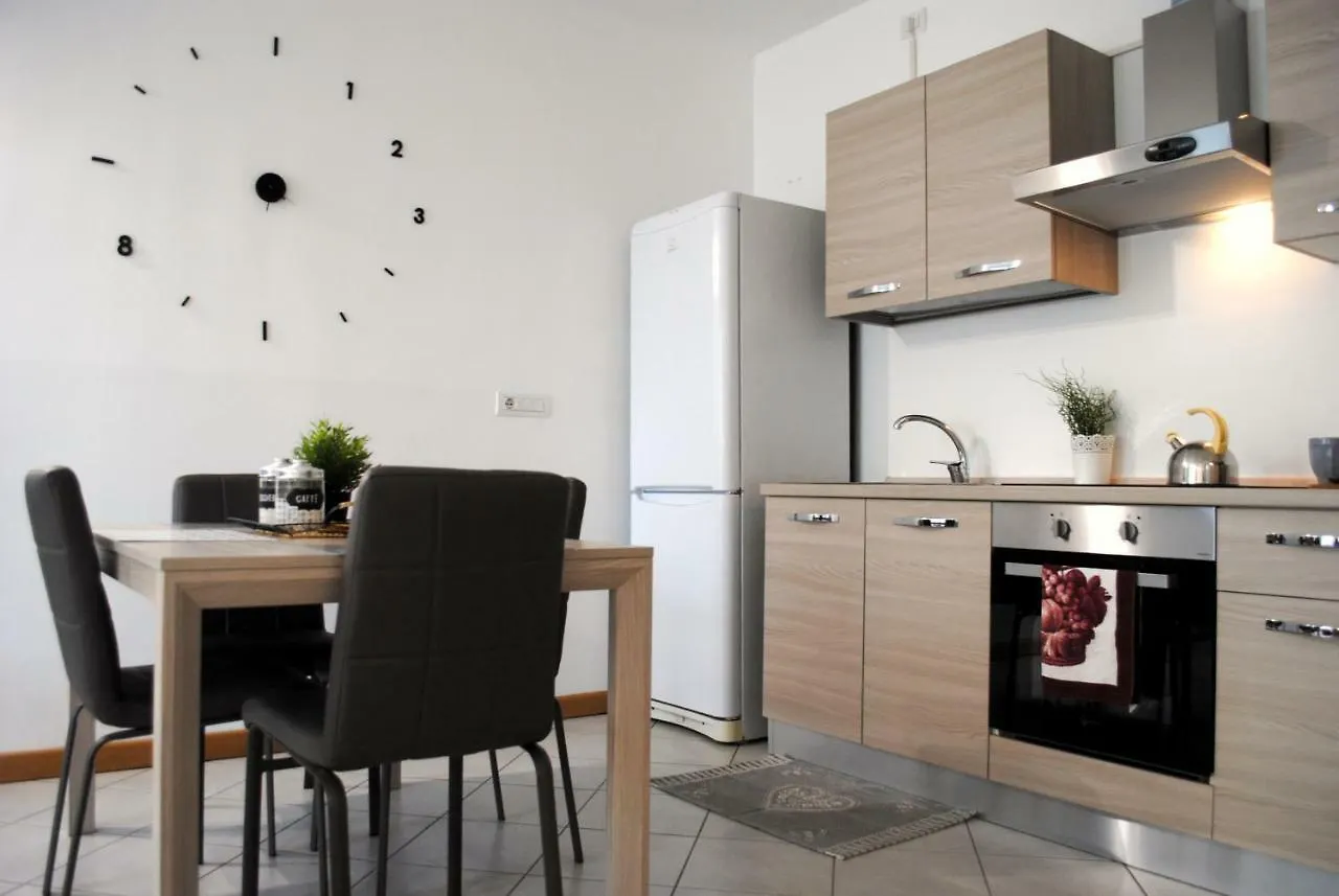 Bnbook - Metropolitan Expo Flat Rho Italia